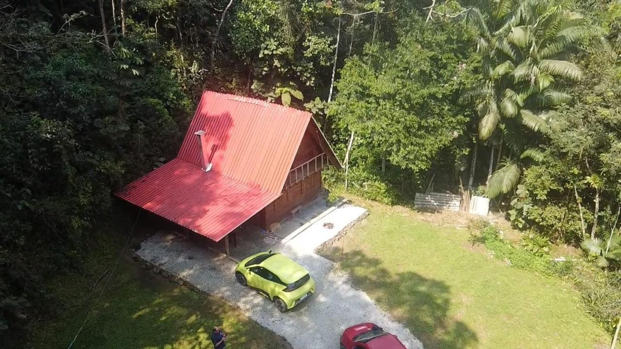 Chale Em Meio A Natureza! Guabiruba Kültér fotó